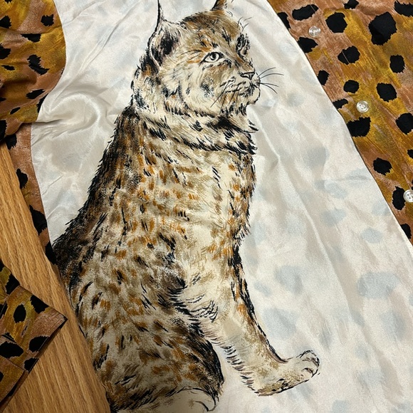 Michael Mims Kathy Cole Size L 100% Washable Silk Animal 🦒 Print blouse - Picture 4 of 10